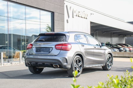 Tweedehands Mercedes-Benz GLA 180 Amg line 