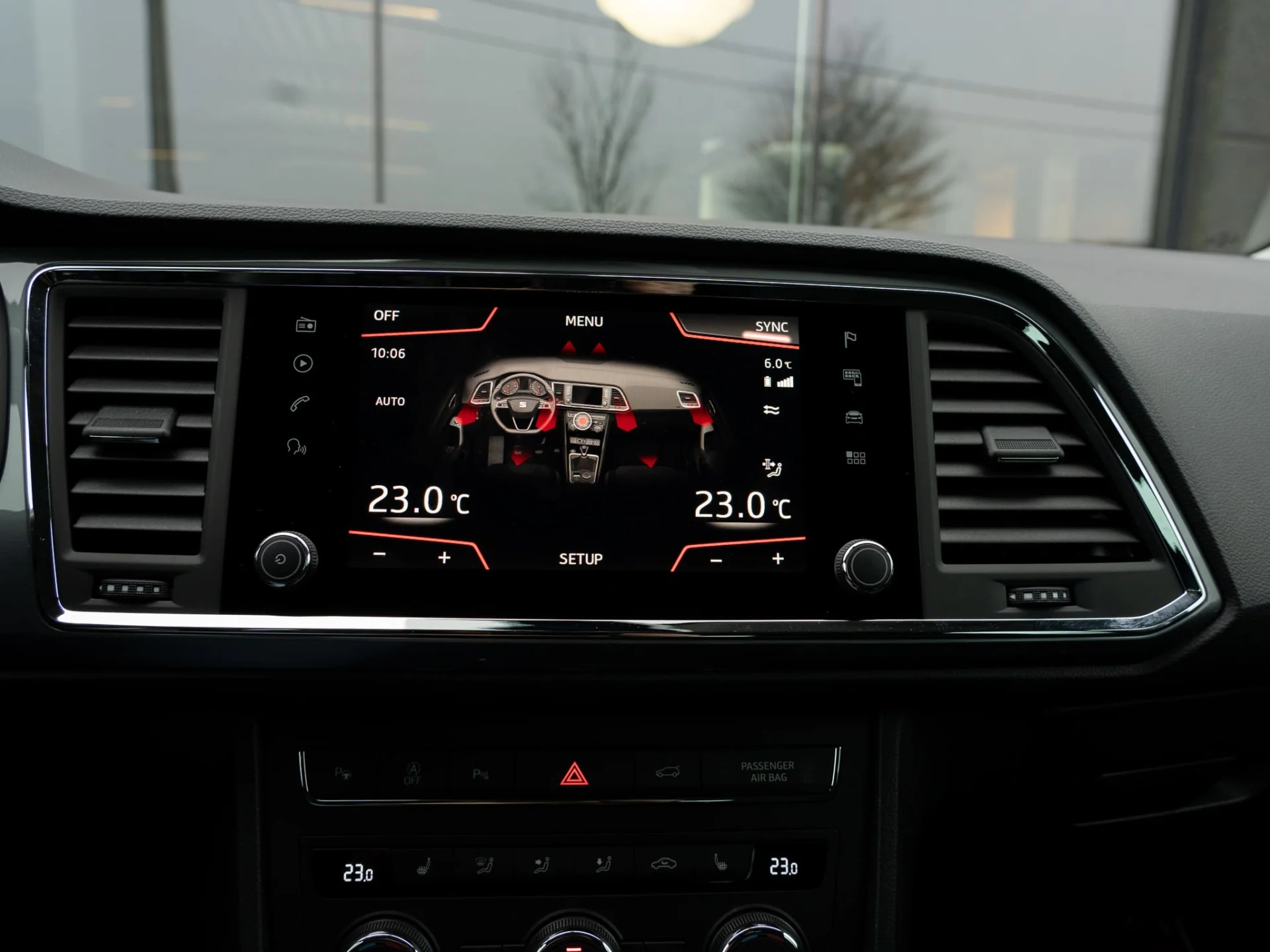 ateca_donkergrijs-01