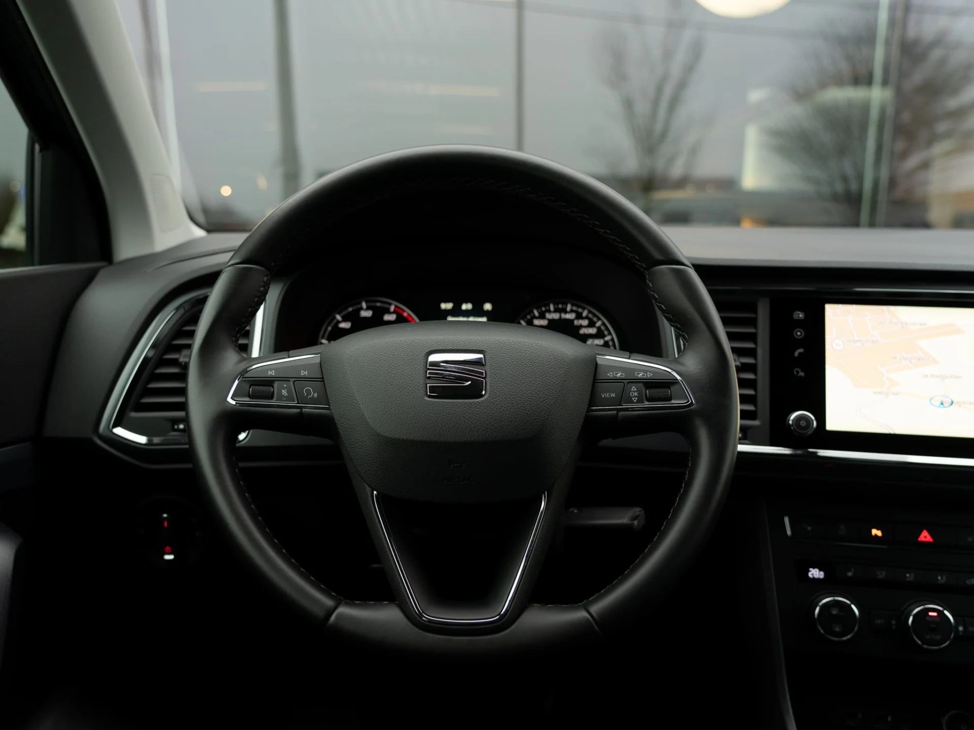 ateca_donkergrijs-16