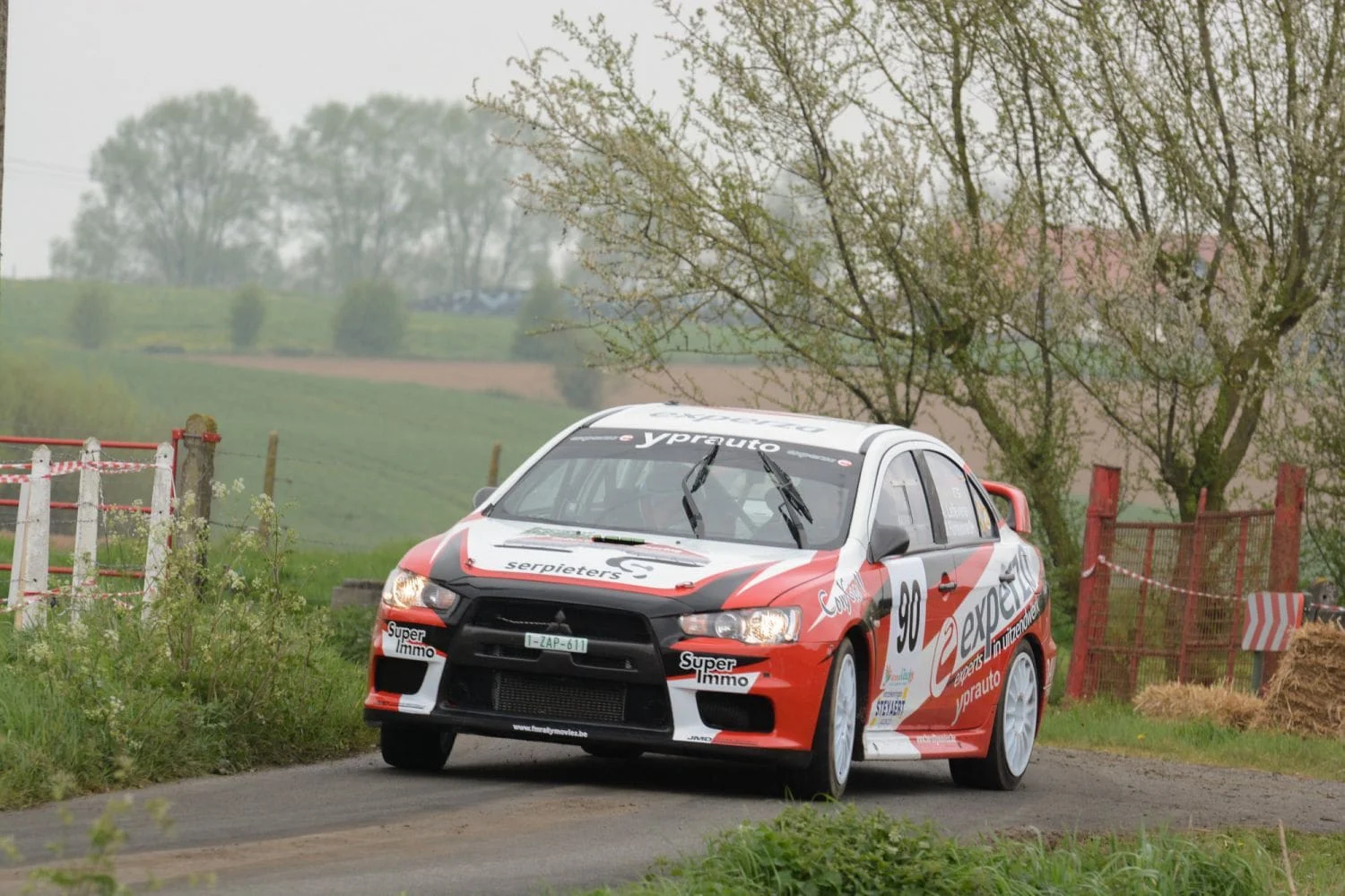 Andy Lefevere laat heropgebouwde Lancer EVO X R4 debuteren in Kortrijk