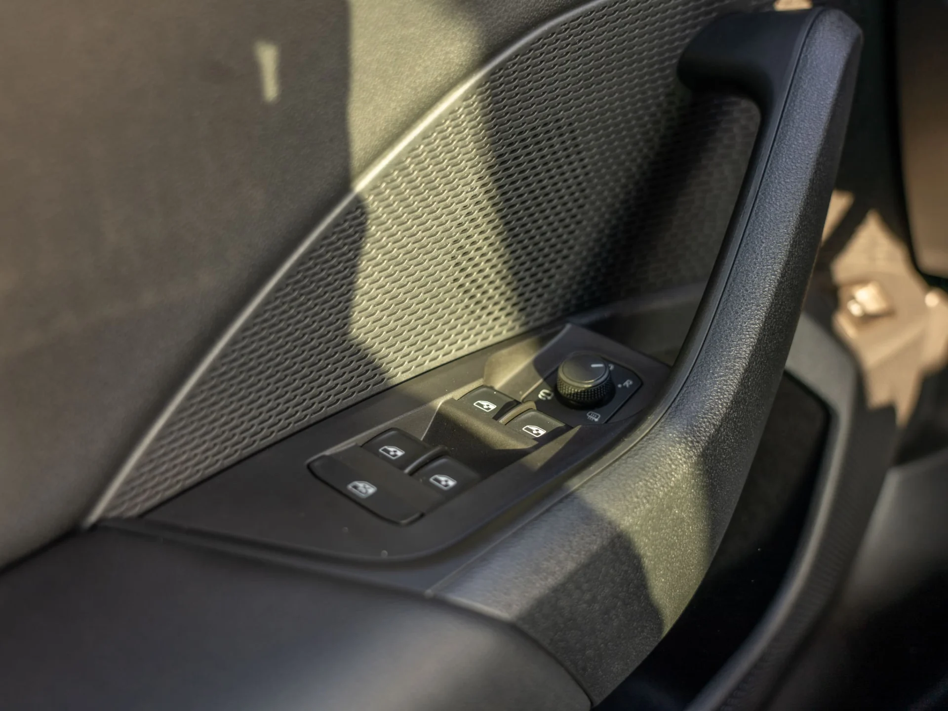 Octavia_Hybride_zwart-16