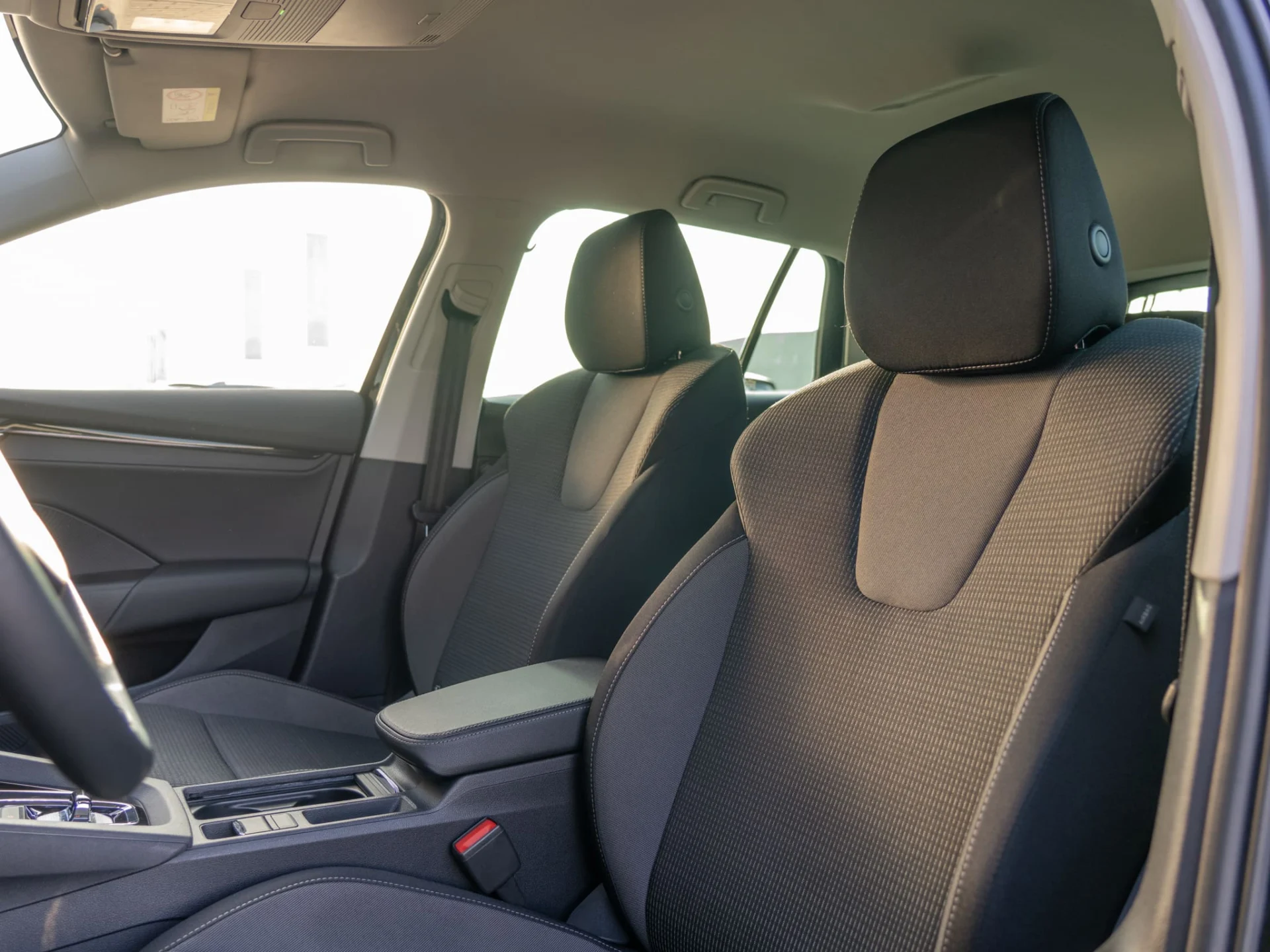 Octavia_Hybride_zwart-17